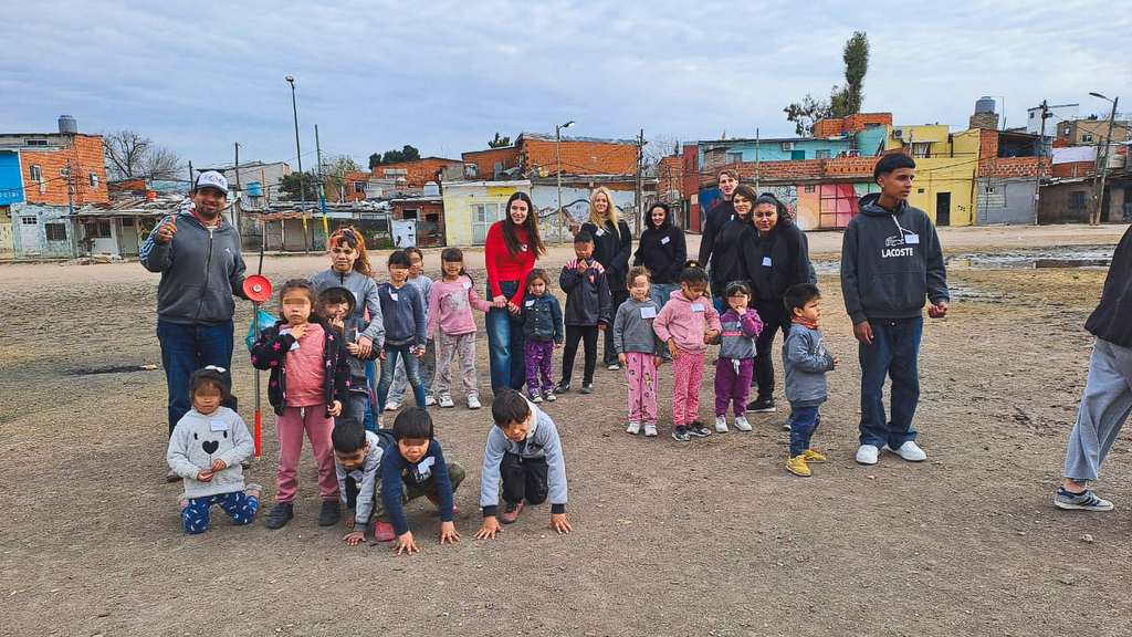 Eine Winterfreizeit in Argentinien mit den Schulen des Friedens von Groß-Buenos Aires